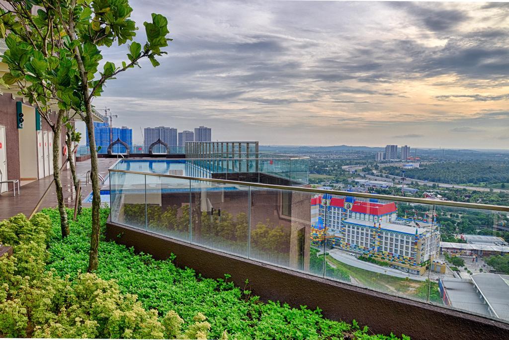 Holi Afiniti Themed Suites Nusajaya  Exterior foto